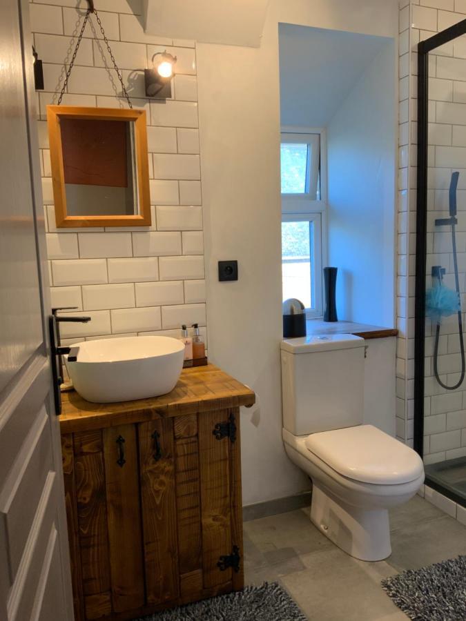 Welcoming And Peaceful Bed And Breakfast Fougerolles-du-Plessis Extérieur photo