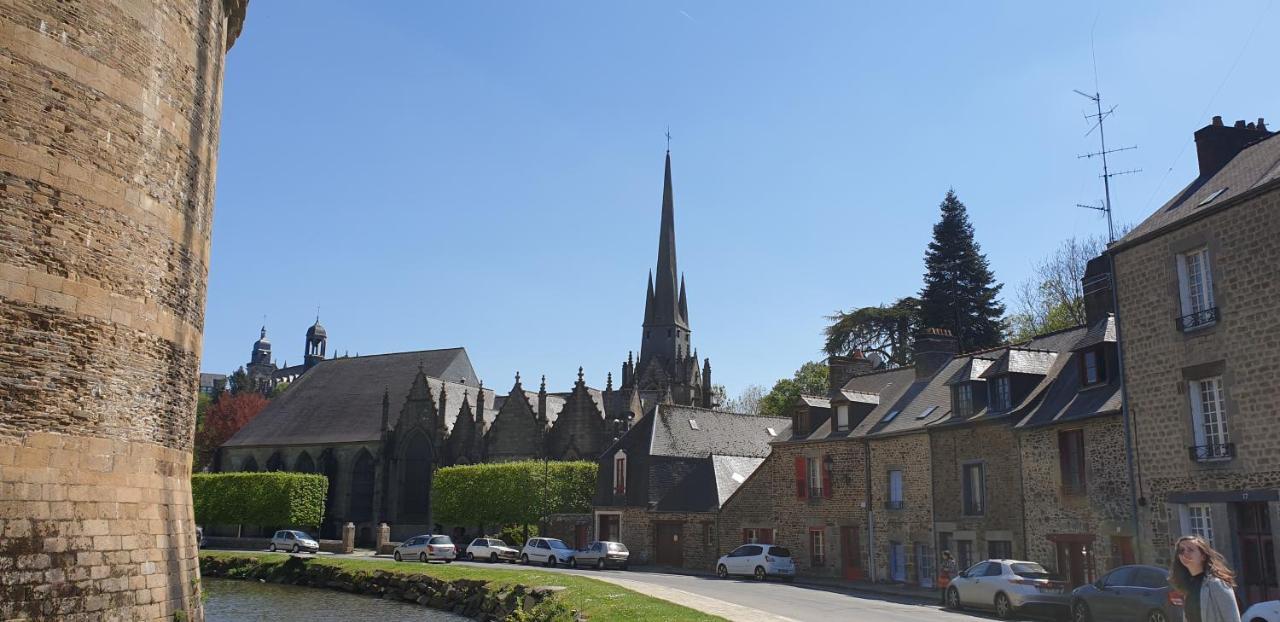 Welcoming And Peaceful Bed And Breakfast Fougerolles-du-Plessis Extérieur photo