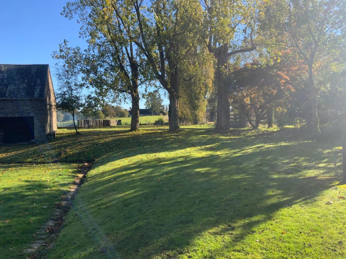 Welcoming And Peaceful Bed And Breakfast Fougerolles-du-Plessis Extérieur photo