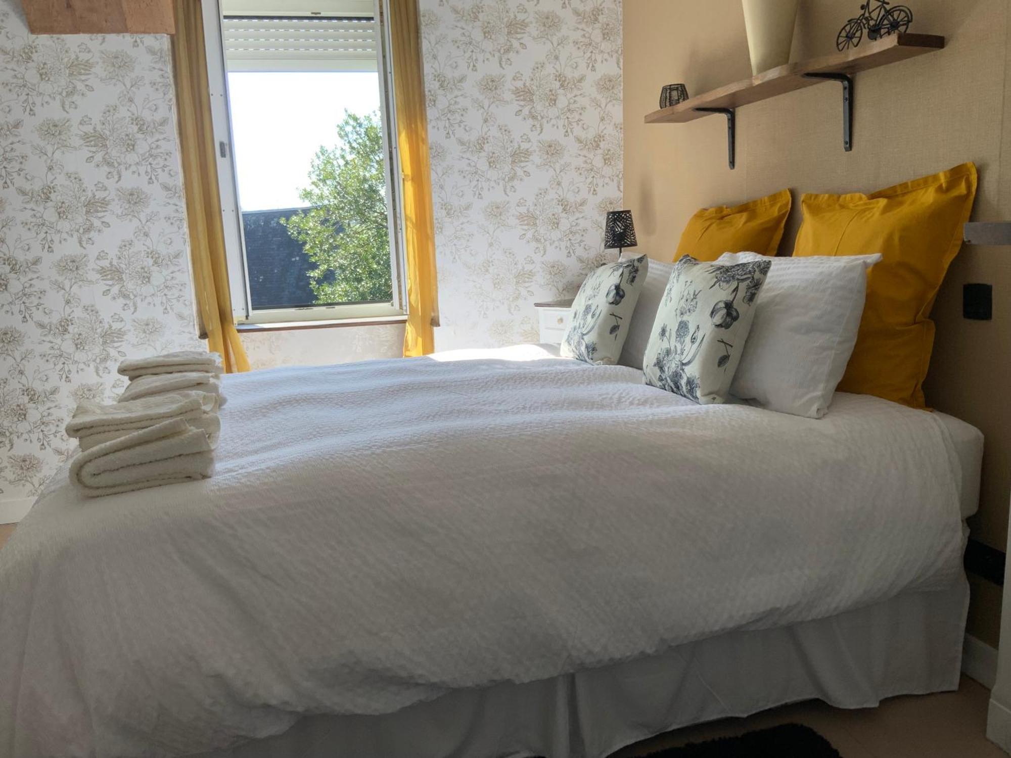 Welcoming And Peaceful Bed And Breakfast Fougerolles-du-Plessis Extérieur photo