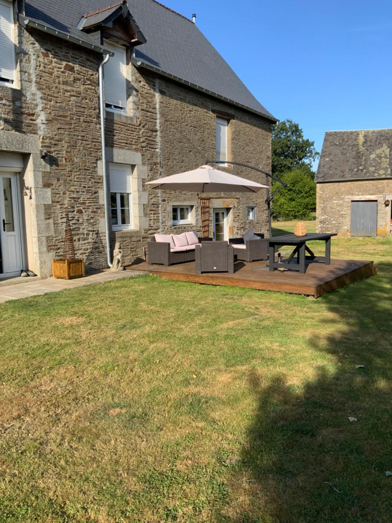 Welcoming And Peaceful Bed And Breakfast Fougerolles-du-Plessis Extérieur photo